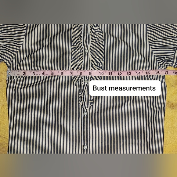 Vintage Gap Navy blue striped Cotton ruffled button top size S - Picture 7 of 9